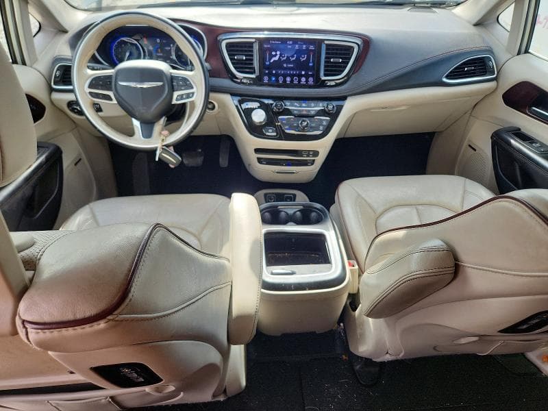 2020 CHRYSLER PACIFICA LIMITED 8