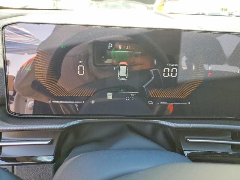 2026 KIA SPORTAGE HYBRID EX 9