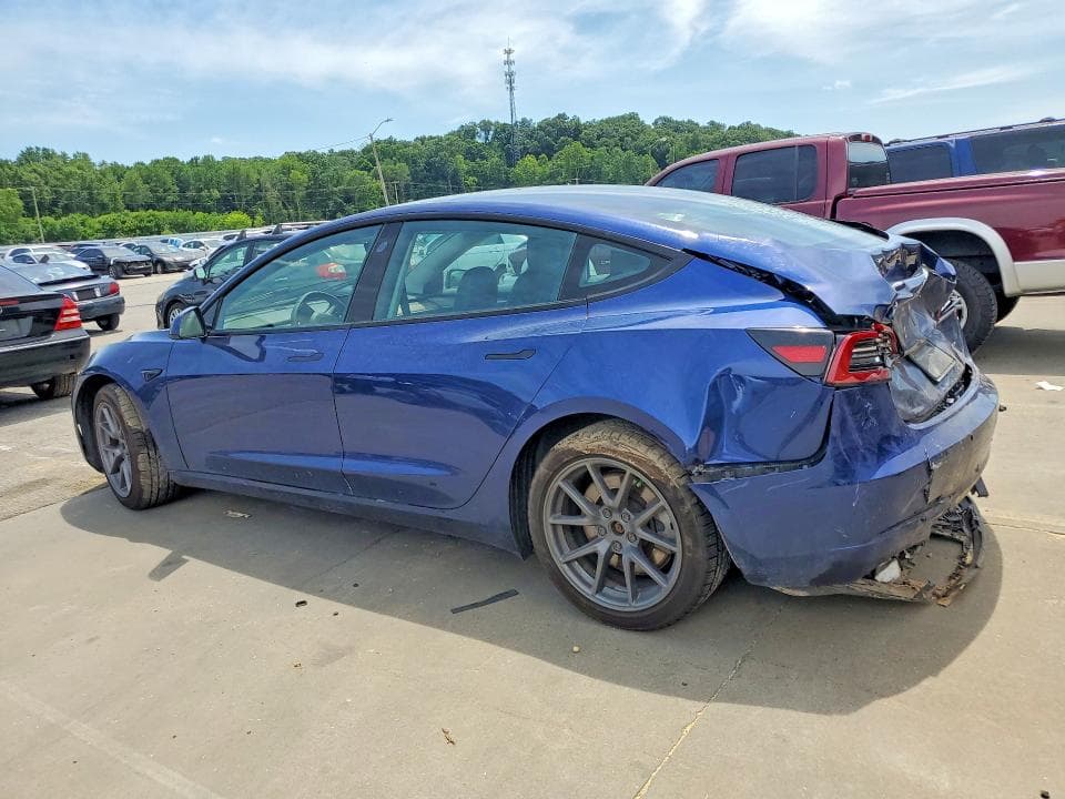 2022 TESLA 3 2