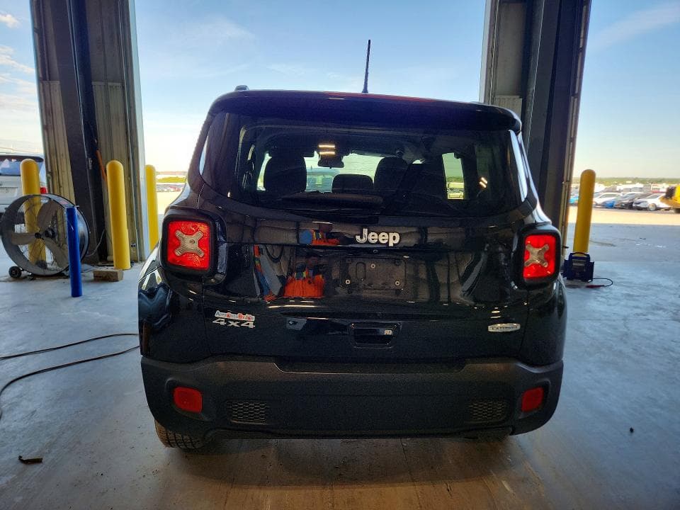 2018 JEEP RENEGADE LATITUDE 6