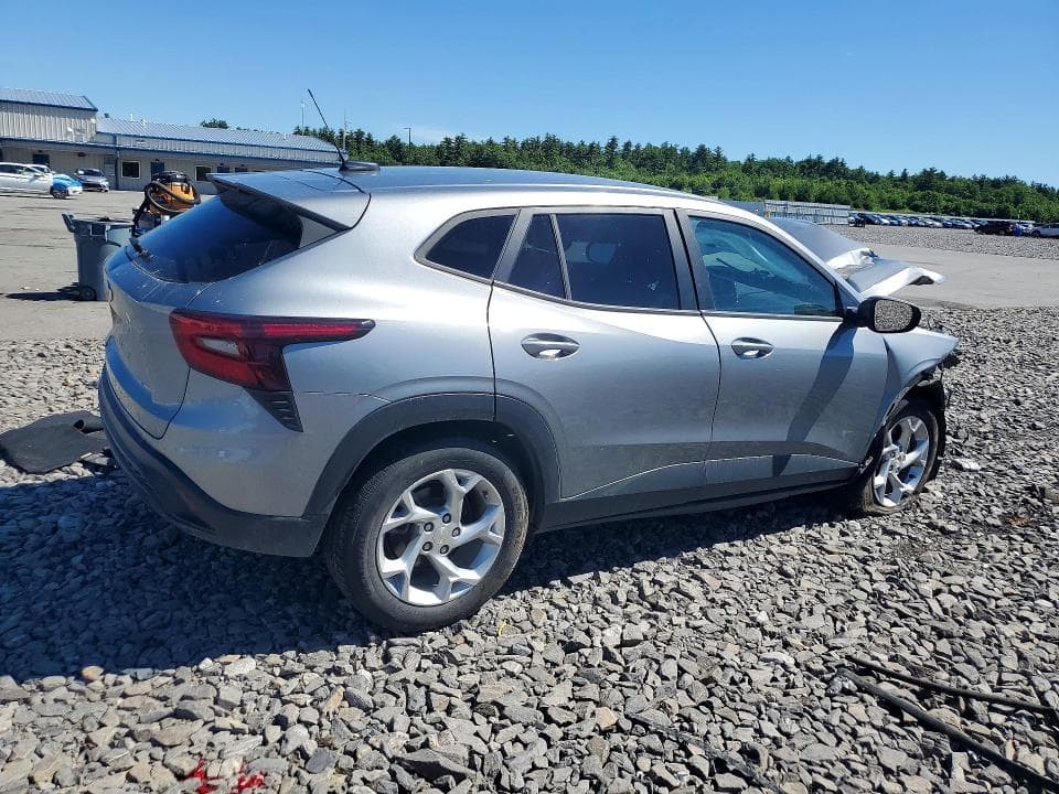 2024 CHEVROLET TRAX LS LS 3