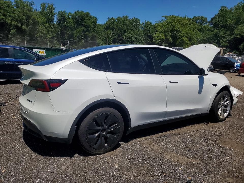 2023 TESLA MODEL Y 3