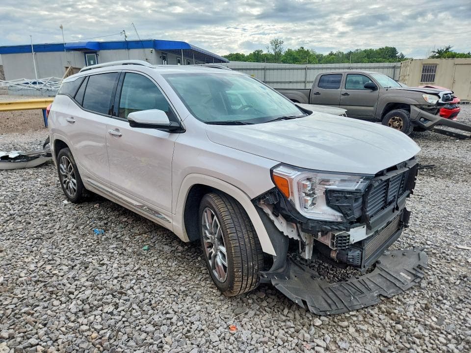 2023 GMC TERRAIN DENALI 4