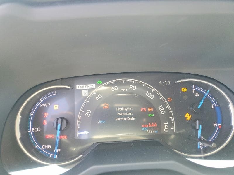 2024 TOYOTA RAV4 HYBRID XLE 9