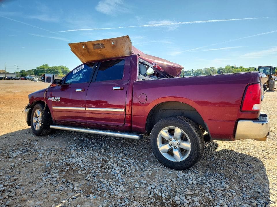 2017 RAM 1500 SLT 2