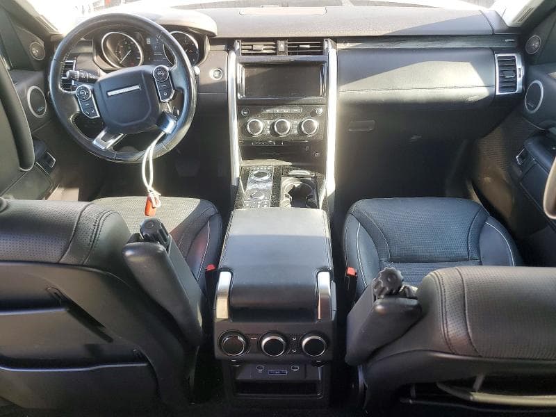 2017 LAND ROVER DISCOVERY HSE LUXURY TDSL LE 9