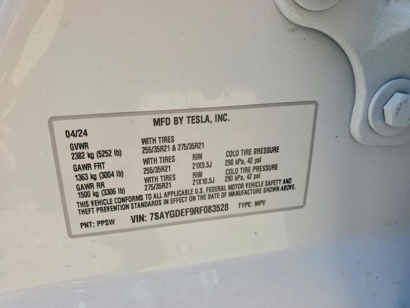 2024 TESLA MODEL Y 12