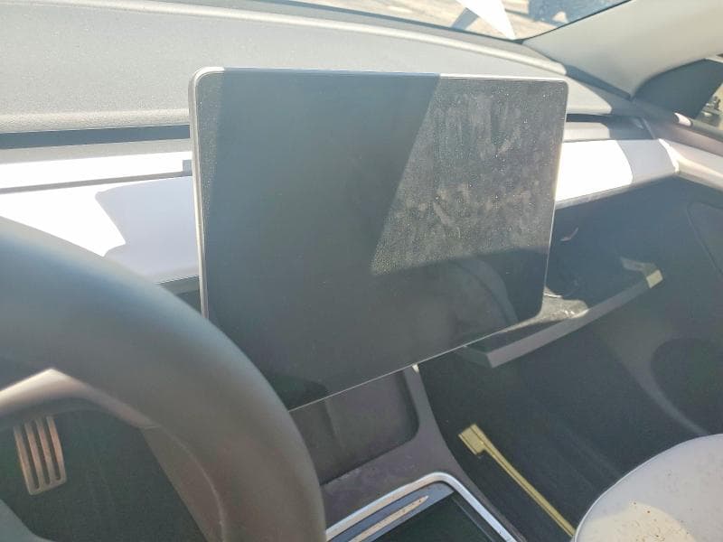 2024 TESLA MODEL Y 9