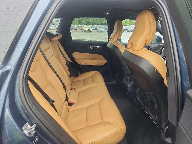2019 VOLVO XC60 T5 11
