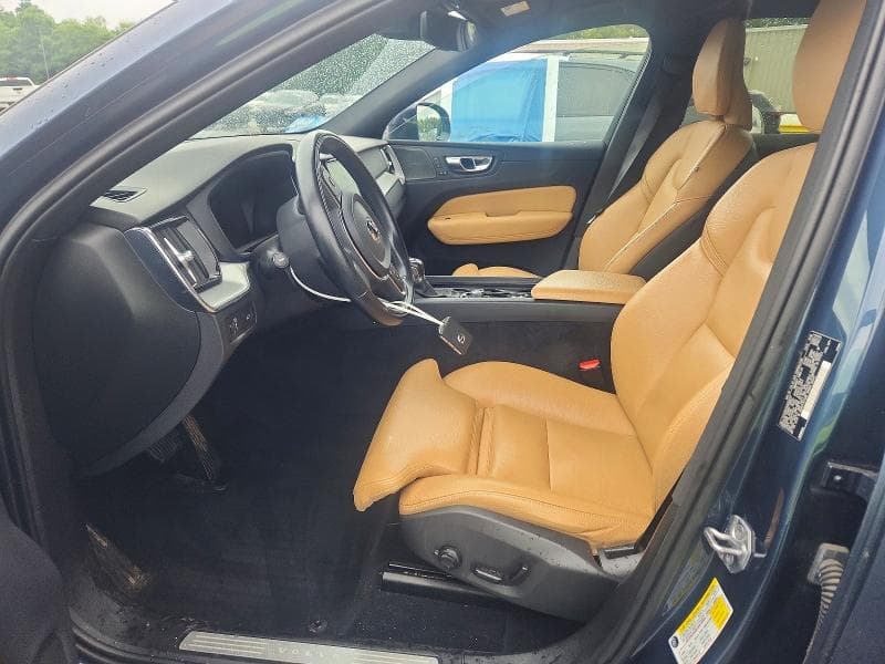 2019 VOLVO XC60 T5 7