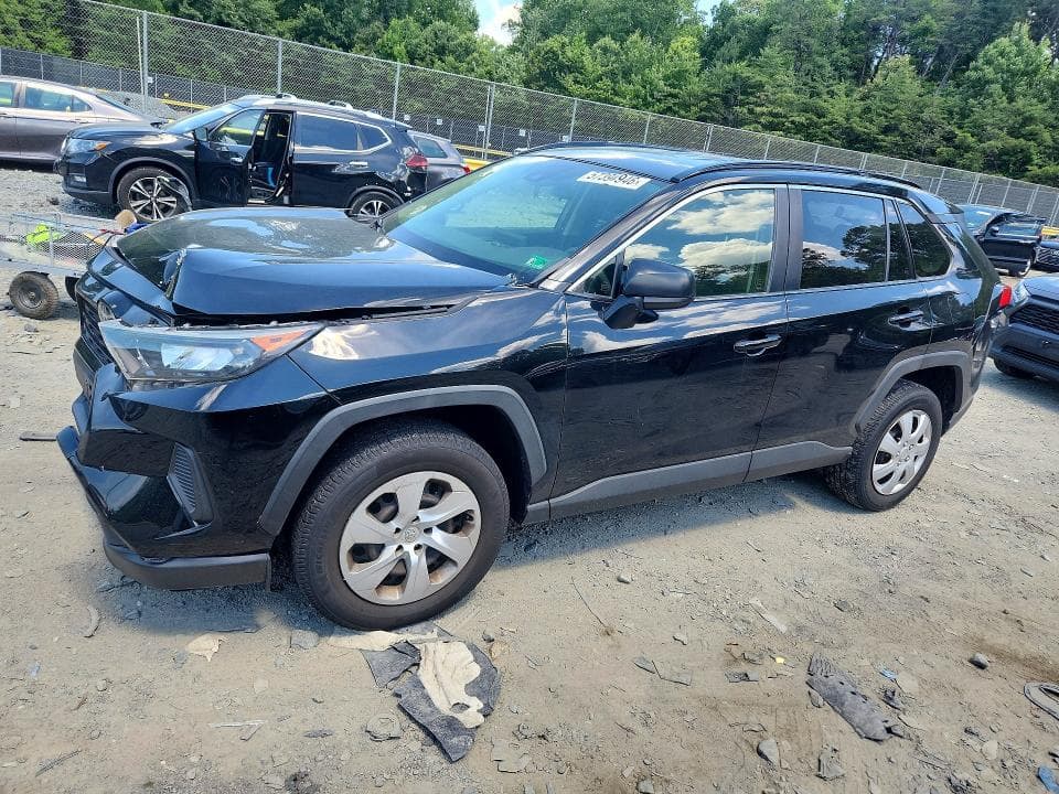 2019 TOYOTA RAV4 LE 1