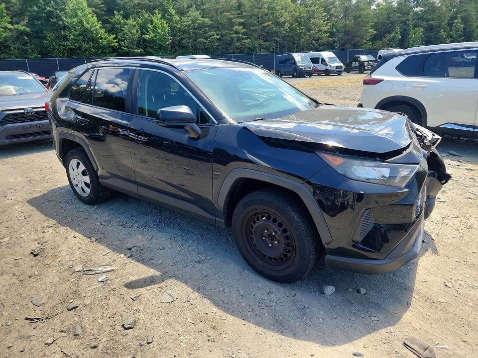 2019 TOYOTA RAV4 LE 4
