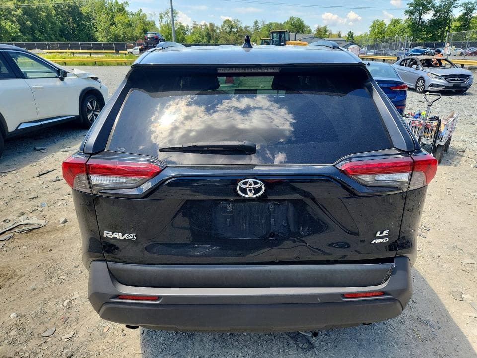 2019 TOYOTA RAV4 LE 6
