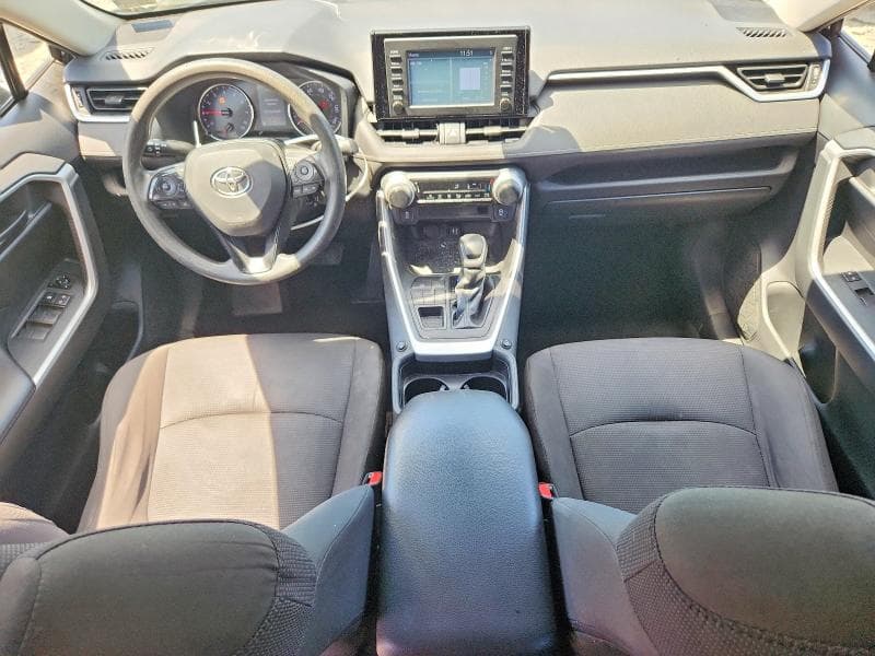 2019 TOYOTA RAV4 LE 8
