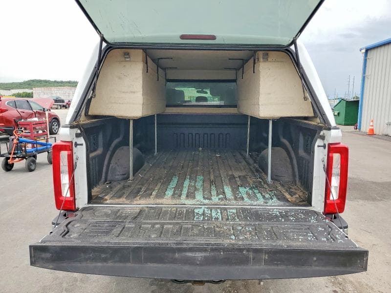 2024 FORD F350 SUPER DUTY 10