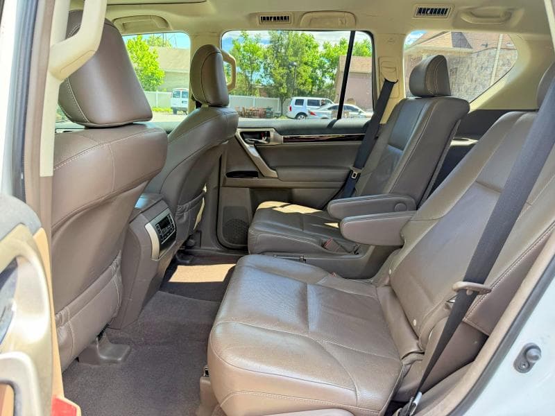 2018 LEXUS GX 460 10
