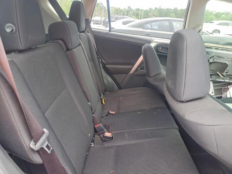 2018 TOYOTA RAV4 LE LE 11
