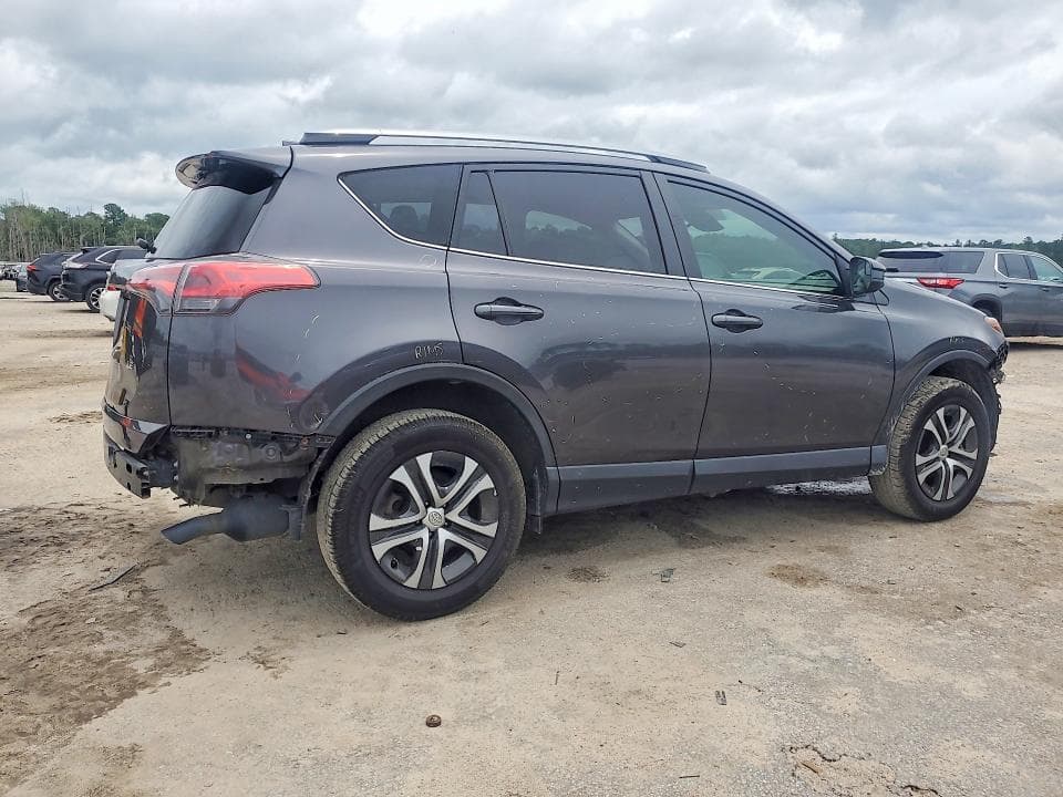 2018 TOYOTA RAV4 LE LE 3
