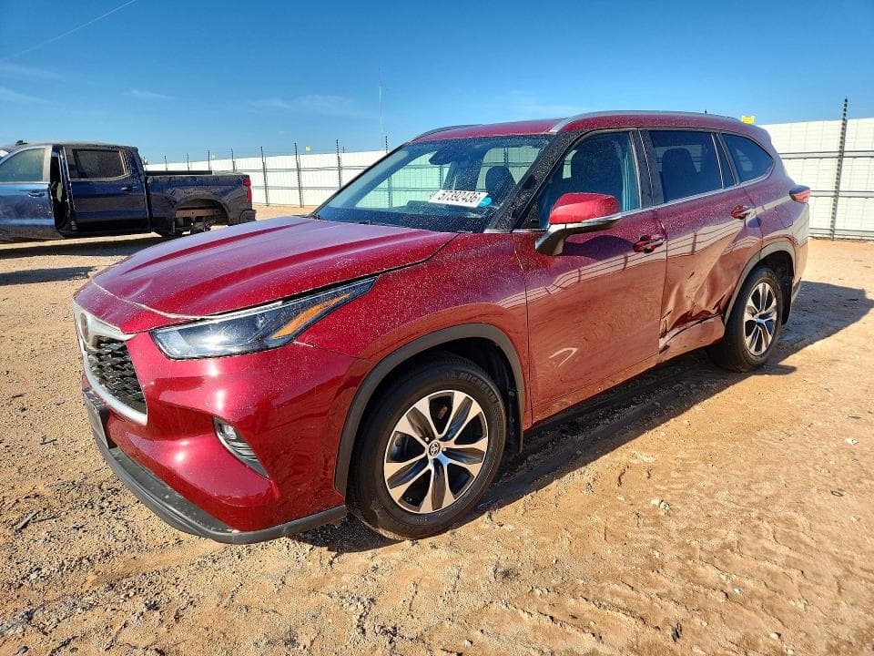 2023 TOYOTA HIGHLANDER XLE - 1