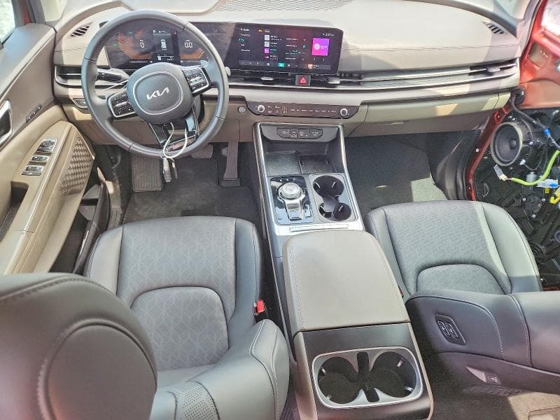 2025 KIA CARNIVAL EX 8