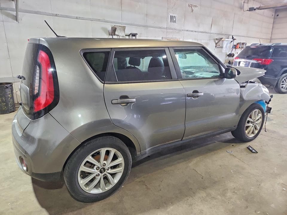 2017 KIA SOUL + 3