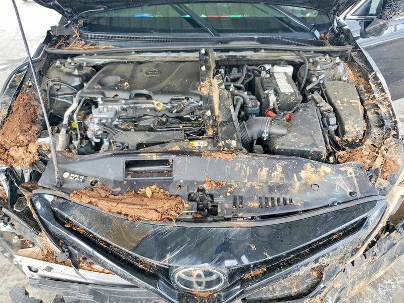 2022 TOYOTA CAMRY SE 11