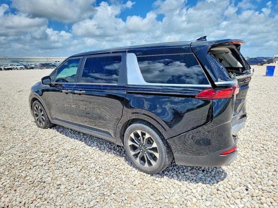 2022 KIA CARNIVAL 2