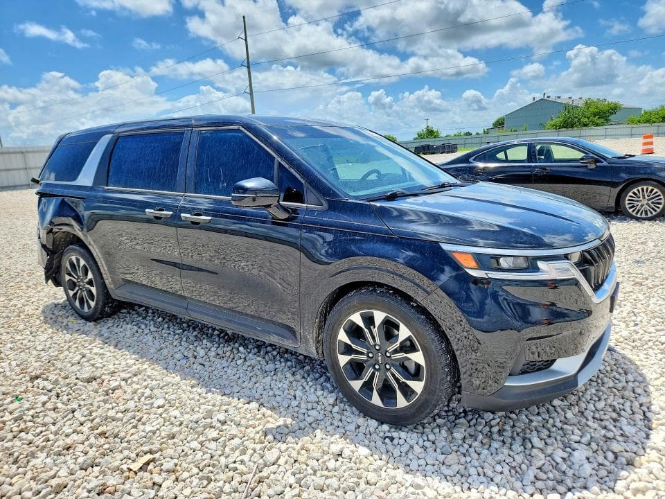 2022 KIA CARNIVAL 4