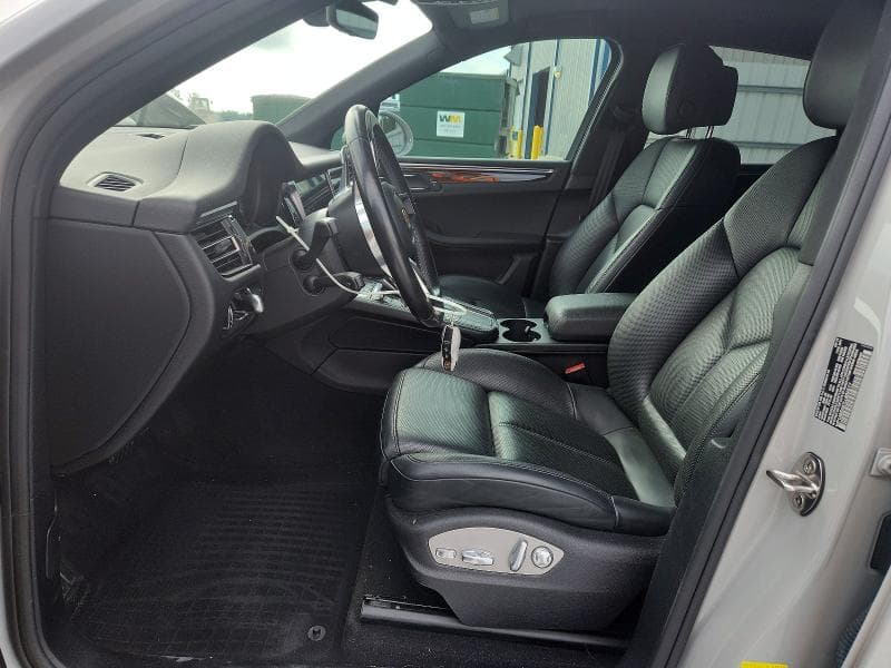 2020 PORSCHE MACAN S 7