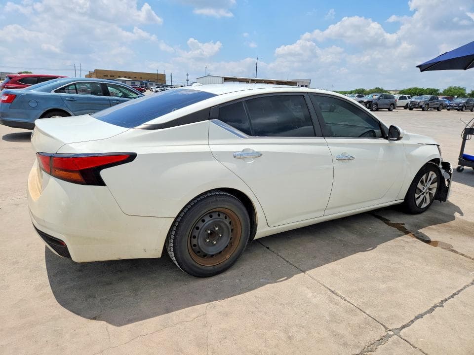 2019 NISSAN ALTIMA S 3