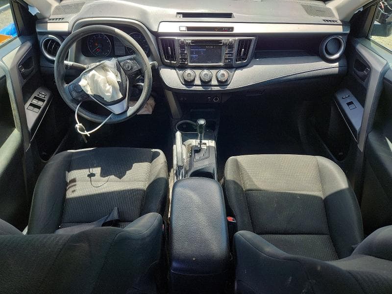 2017 TOYOTA RAV4 LE LE 8