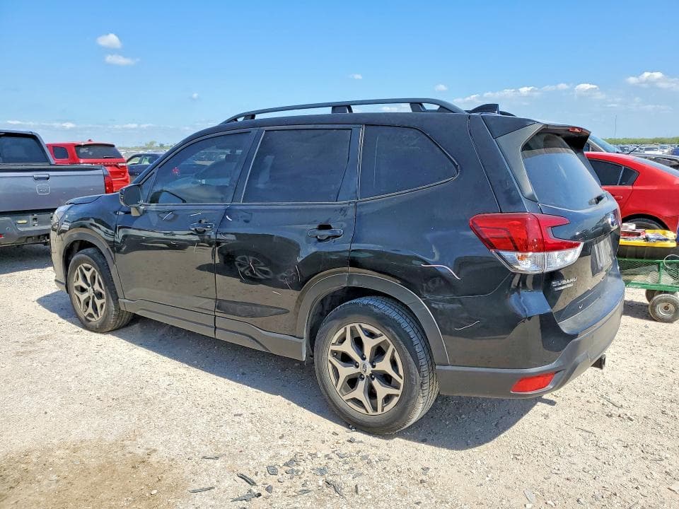 2022 SUBARU FORESTER PREMIUM 2
