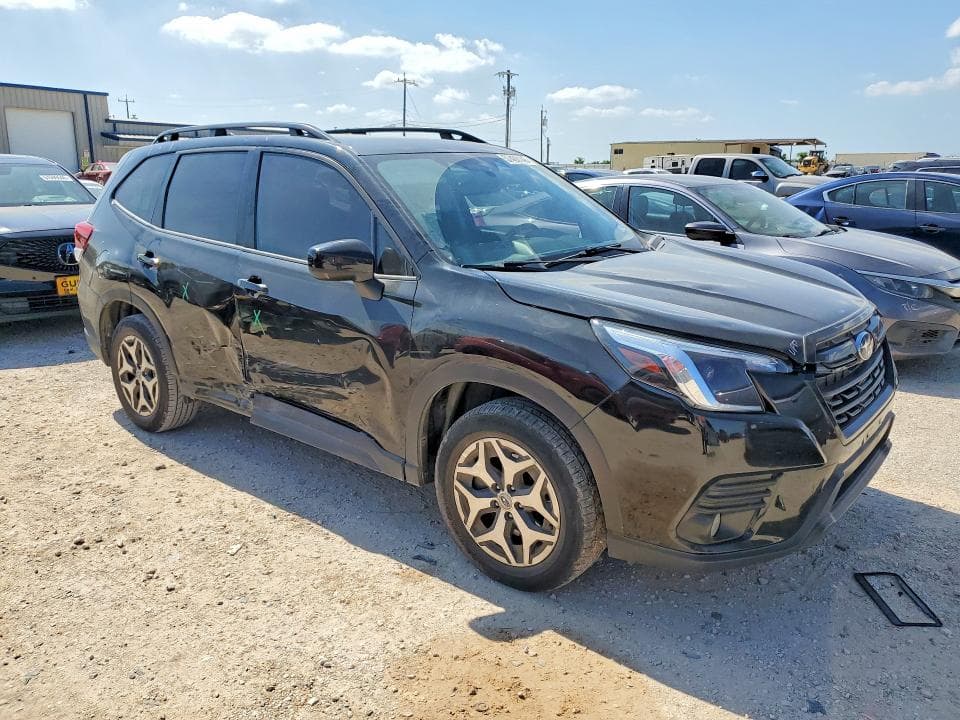 2022 SUBARU FORESTER PREMIUM 4