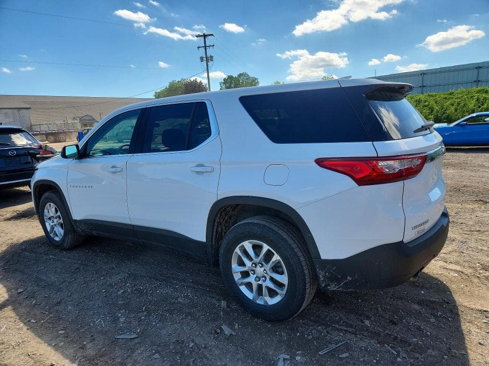 2021 CHEVROLET TRAVERSE LS 2