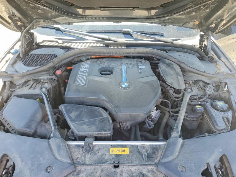 2018 BMW 530XE 11