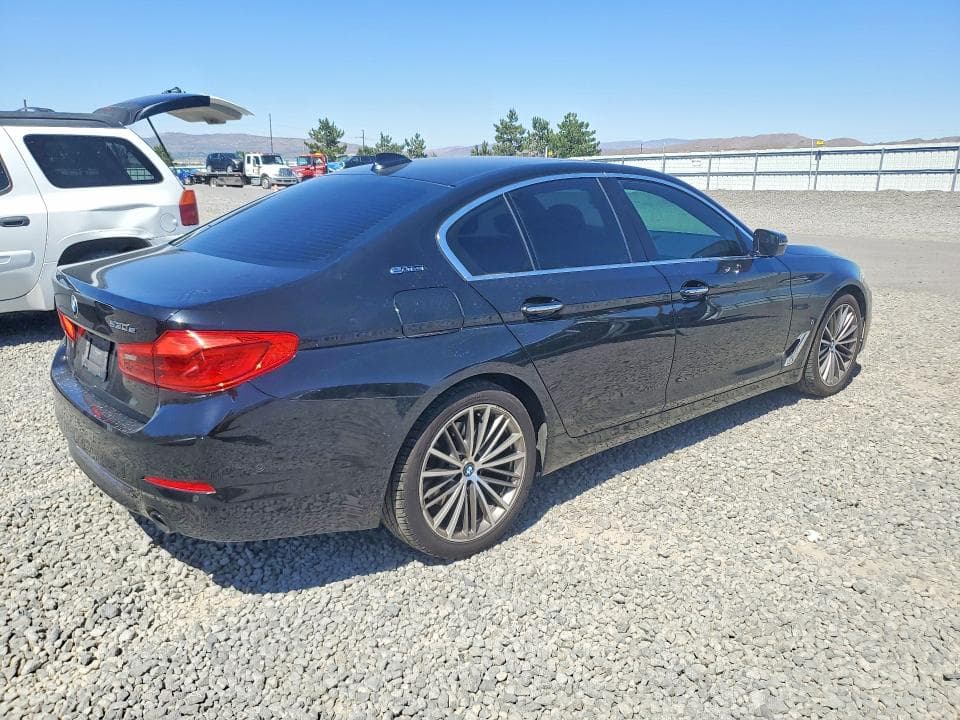 2018 BMW 530XE 3