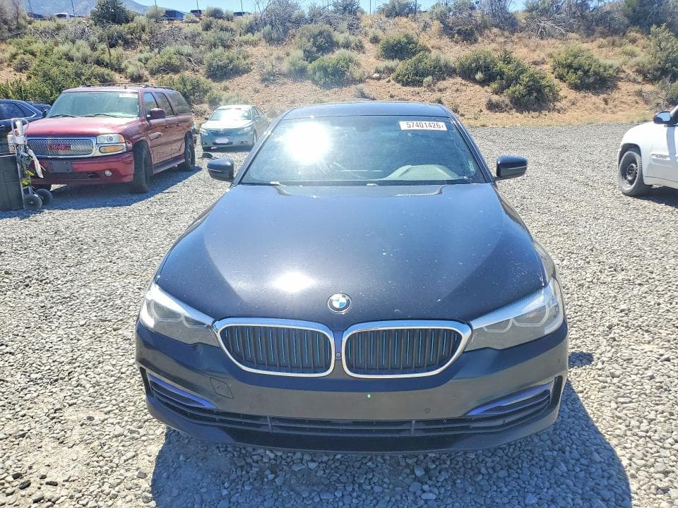 2018 BMW 530XE 5