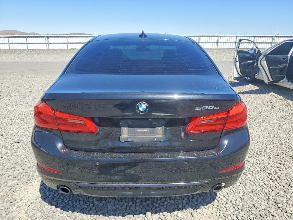 2018 BMW 530XE 6
