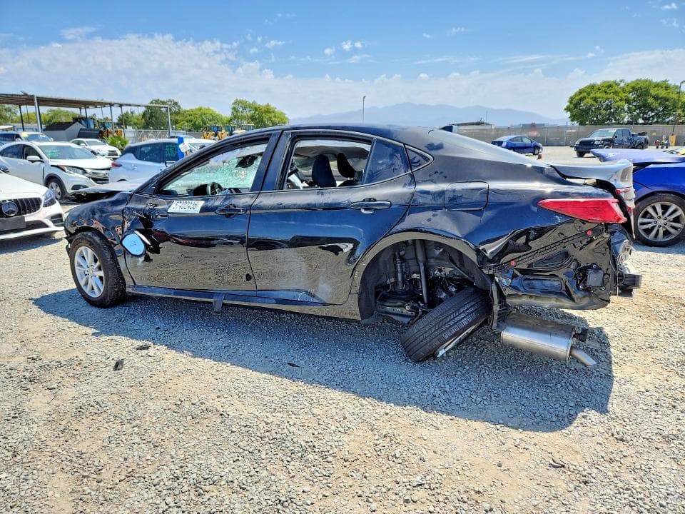 2025 TOYOTA CAMRY LE 2