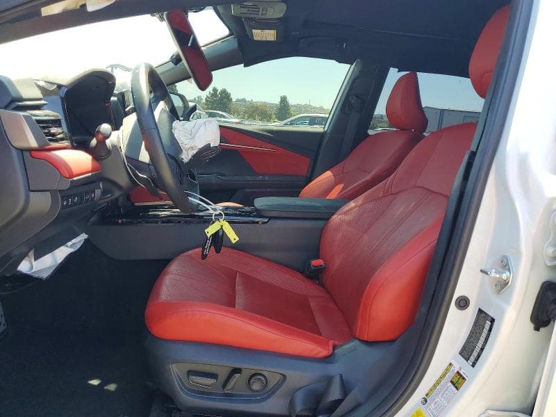 2025 TOYOTA CAMRY XSE 7