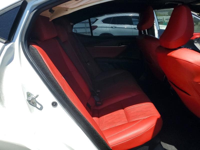 2025 TOYOTA CAMRY XSE 10