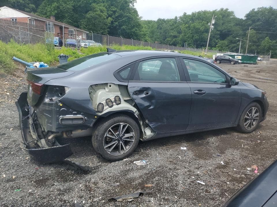 2022 KIA FORTE LXS 3
