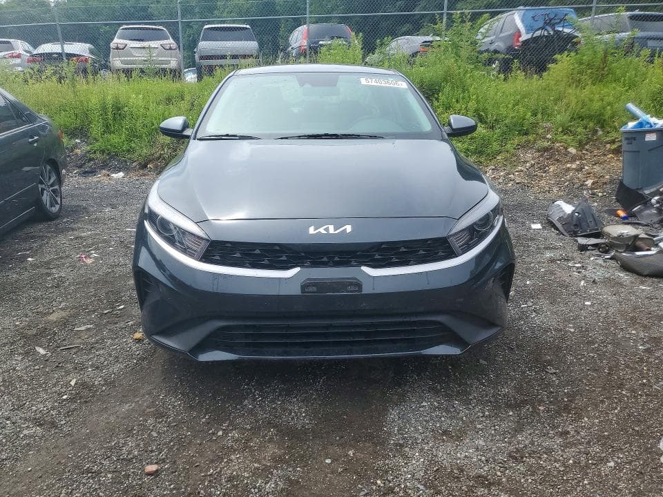 2022 KIA FORTE LXS 5
