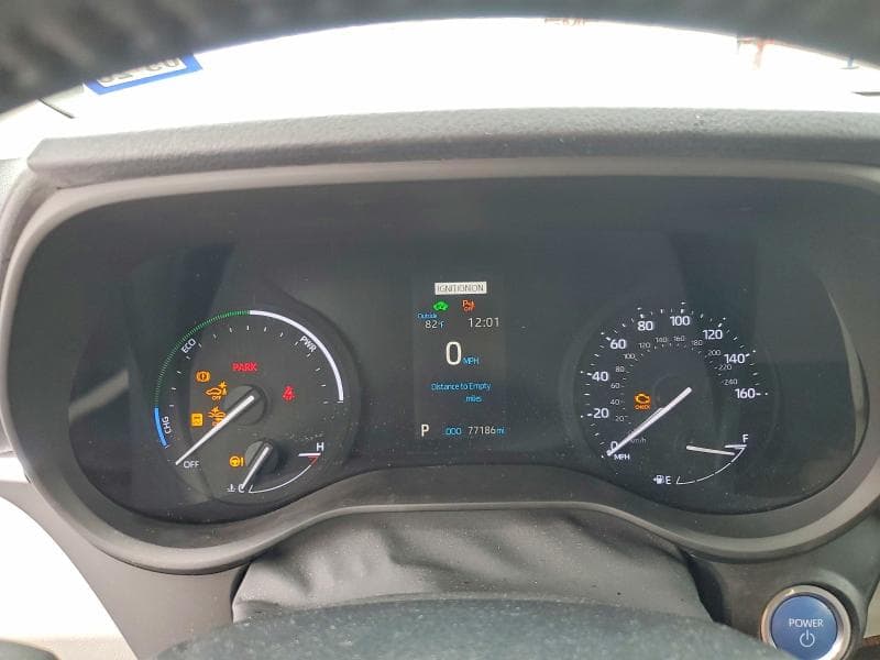 2022 TOYOTA SIENNA XLE 9