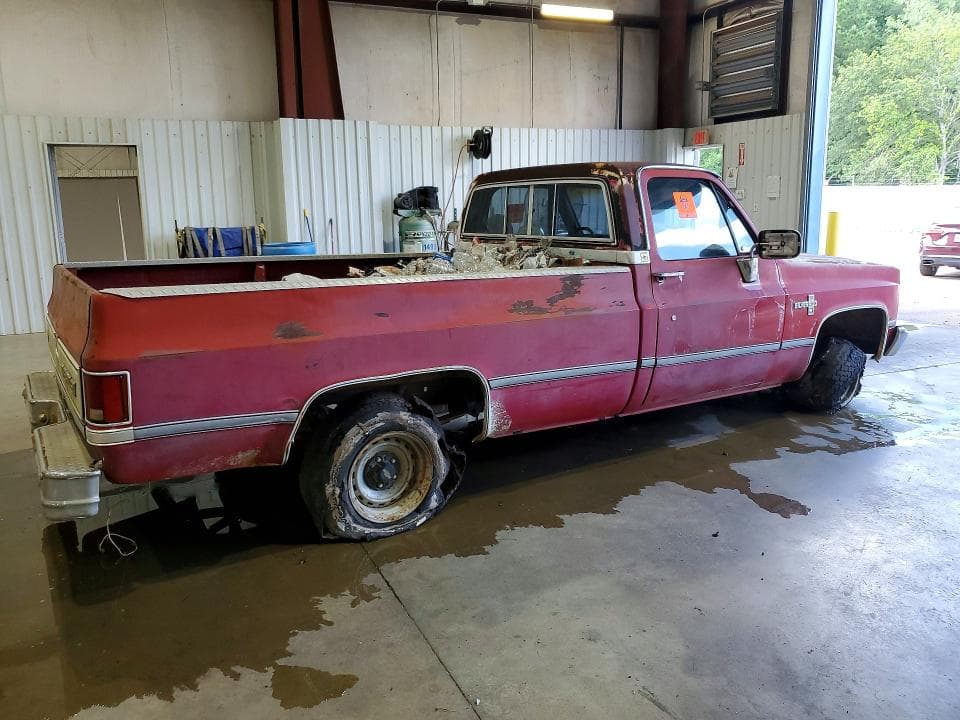1985 CHEVROLET C10 4