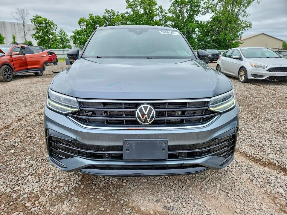 2022 VOLKSWAGEN TIGUAN SE R-LINE BLACK 5