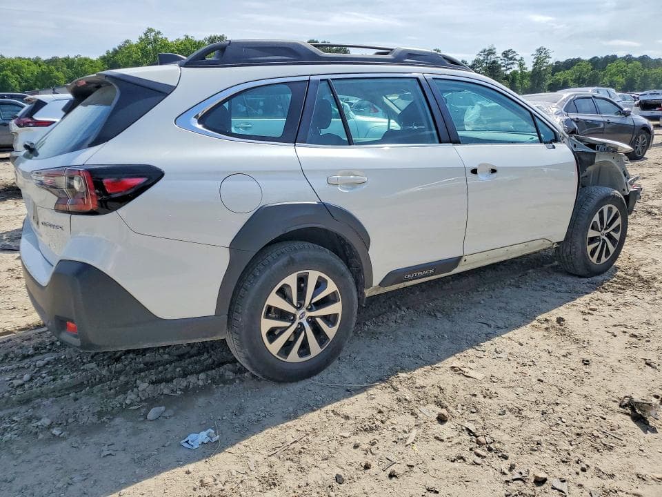 2024 SUBARU OUTBACK 3