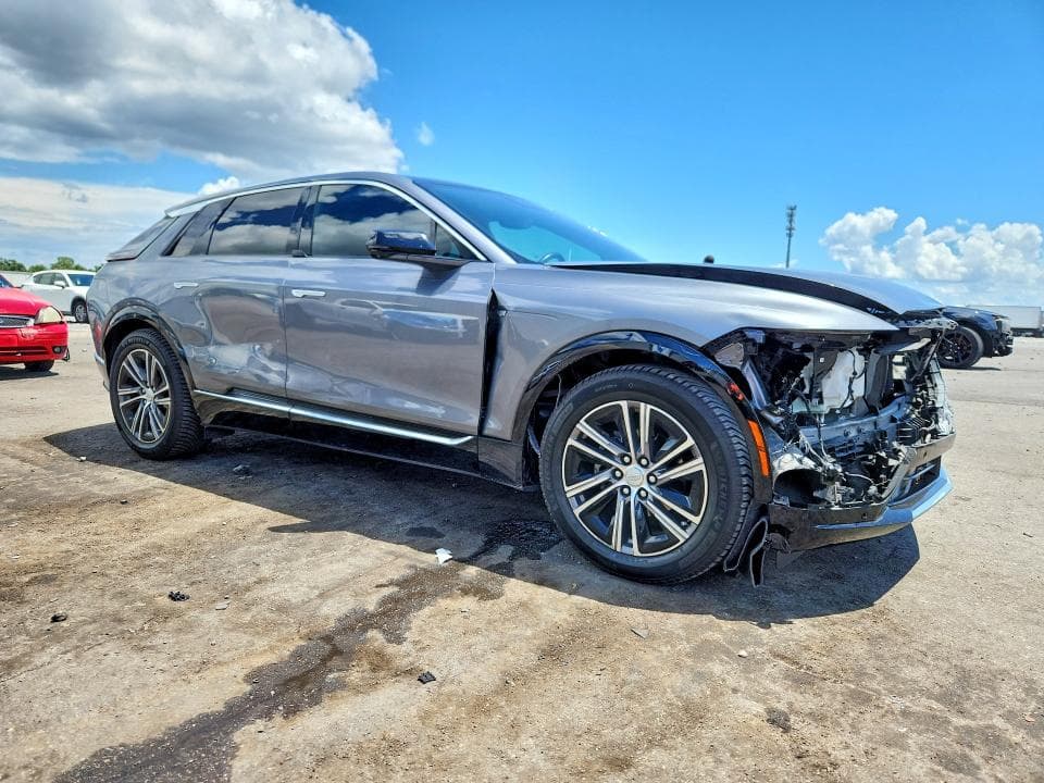 2023 CADILLAC LYRIQ LUXURY 4