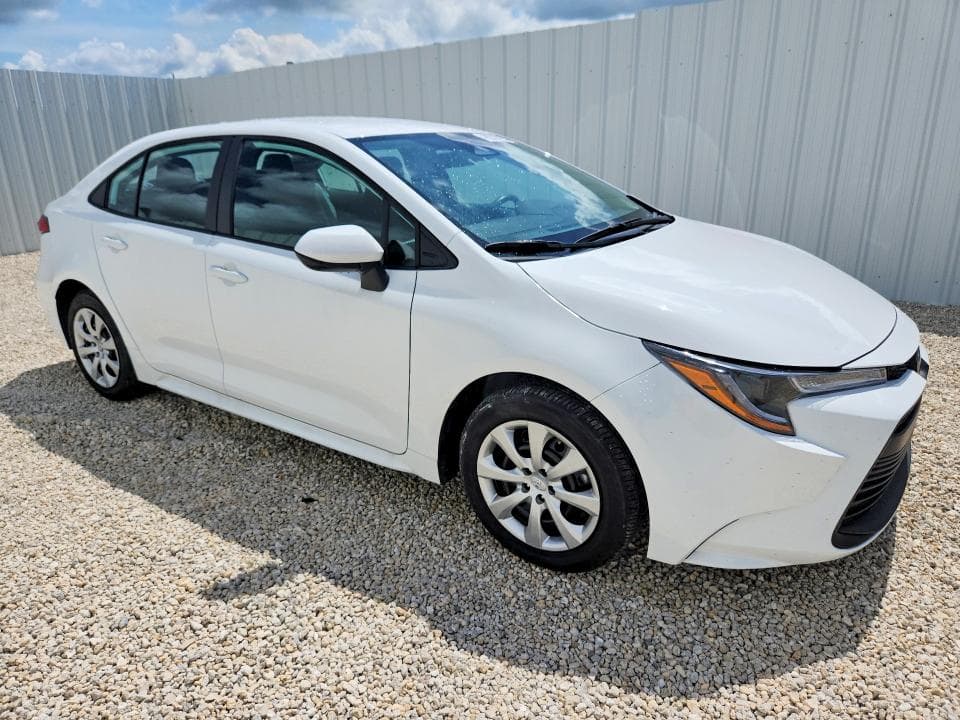 2026 TOYOTA COROLLA LE 4