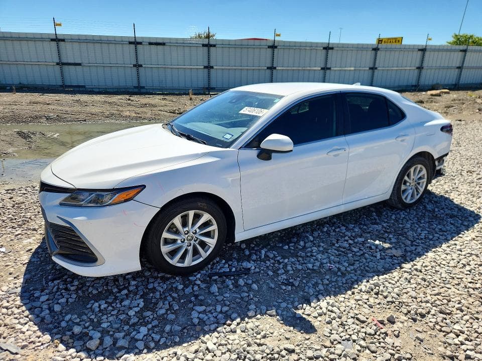 2021 TOYOTA CAMRY LE LE - 1